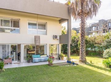 Departamento · 131m² · 5 Ambientes · 2 Cocheras · Departamento Dúplex en Venta en Beccar Central, San Isidro