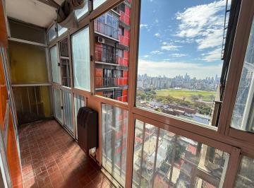 Departamento · 38m² · 2 Ambientes · Alquiler 2 Amb P. Patricios Piso Alto con Balcon.