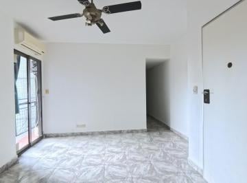 Departamento de 3 ambientes, Parque Patricios · Excelente Departamento en Alquiler en Parque Patricios