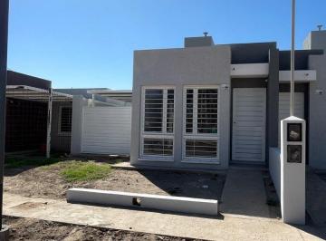 Casa · 45m² · 4 Ambientes · Casa en Venta Santa Isabel de Horizonte
