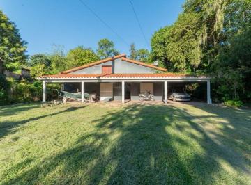 Quinta vacacional · 120m² · 3 Dormitorios · 2 Cocheras · Venta Casa Jorge Newbery Sauce Viejo