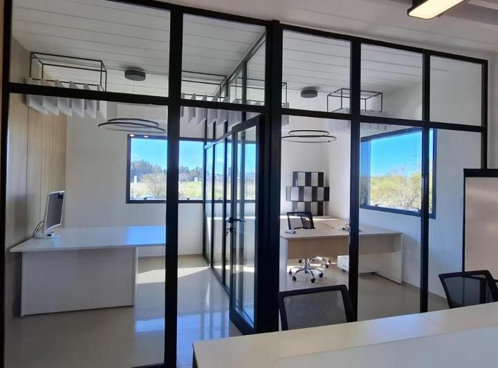 Oficina comercial · 70m² · 5 Ambientes · 1 Cochera