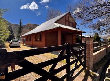 Casa de 10 ambientes, Potrerillos · 2 Lotes Independientes con Escritura | 2 Duplex + Casa con Quincho y Pileta | Las Carditas