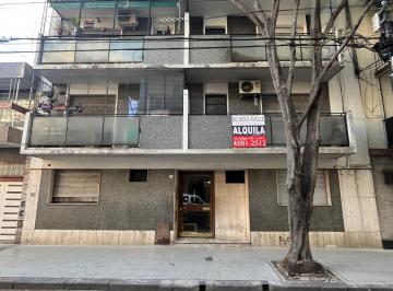 Departamento de 2 ambientes, Floresta · Alquler - Dpto. Floresta 2 Amb