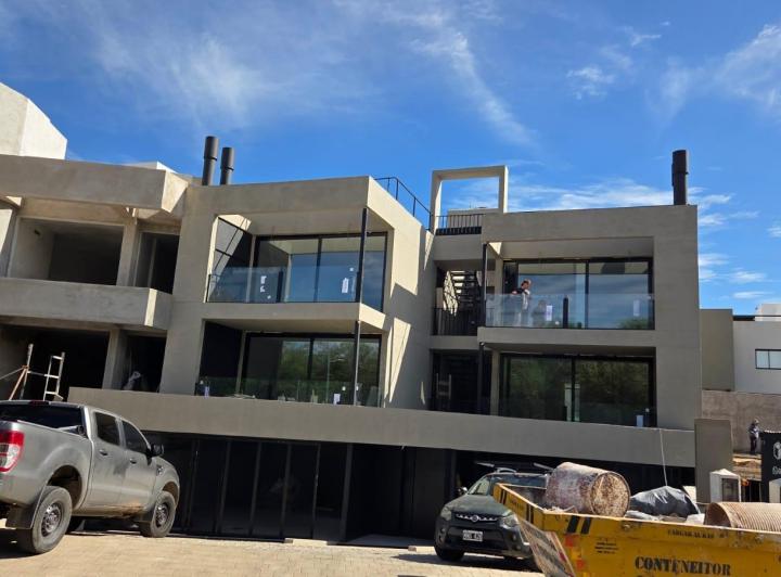 PH · 95m² · 2 Dormitorios · 1 Cochera