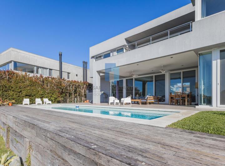 Casa · 424m² · 7 Ambientes