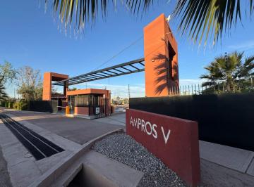 Terreno · 300m² · Terreno en Venta Barrio Privado Maipu Mza.