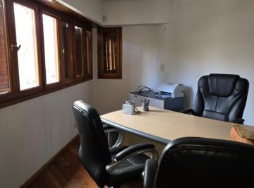 Oficina comercial · 60m² · 3 Ambientes · Oficina Amoblada en Nqn Centro
