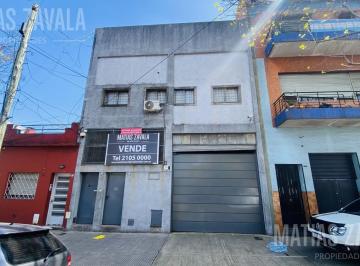 Depósito · 550m² · Depósito de 520 m² Sin Columnas, S/ Lote: 8.66 X 37 - a Una Cuadra de Directorio