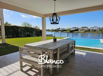 Casa · 240m² · 5 Ambientes · 2 Cocheras · Casa en Alq. Temporario en San Gabriel, Villanueva, Tigre