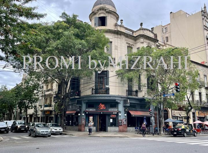Terreno · 926m²