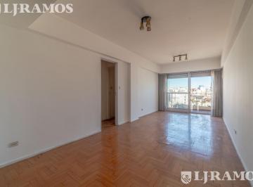 Departamento · 72m² · 3 Ambientes · 1 Cochera · Anchorena y Arenales. Cochera Fija. Piso Alto.