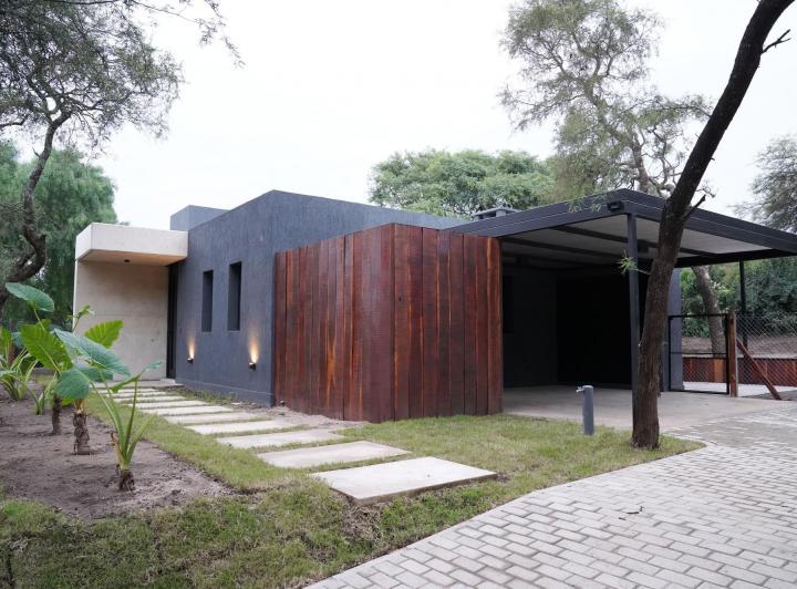 Casa · 205m² · 4 Ambientes · 2 Cocheras