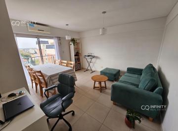Departamento · 39m² · 2 Ambientes · Venta Semipiso Apto Credito 2 Ambientes Frente Muy Luminoso (Permuta por Depto en Caba)