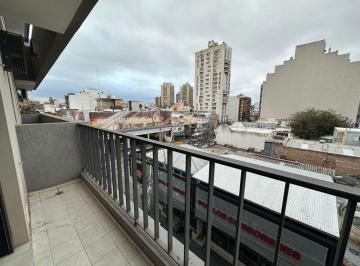Departamento de 4 ambientes, Córdoba · Mira Este Depto con Balcón! Nuevo y Moderno!