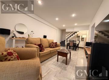 Casa · 133m² · 5 Ambientes · 2 Cocheras · Casa en PH en Venta Mar del Plata