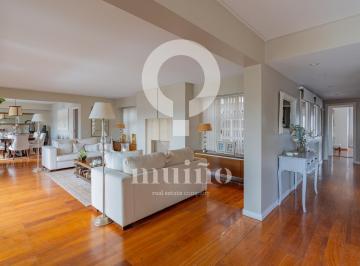 Departamento · 240m² · 4 Ambientes · 2 Cocheras · Venta Piso 4 Amb. Dependencias, Exclusivo, en Plaza Mitre Mar del Plata