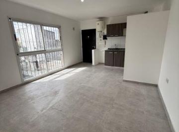 Departamento · 45m² · 3 Ambientes · 1 Cochera · Departamento - Moron Sur