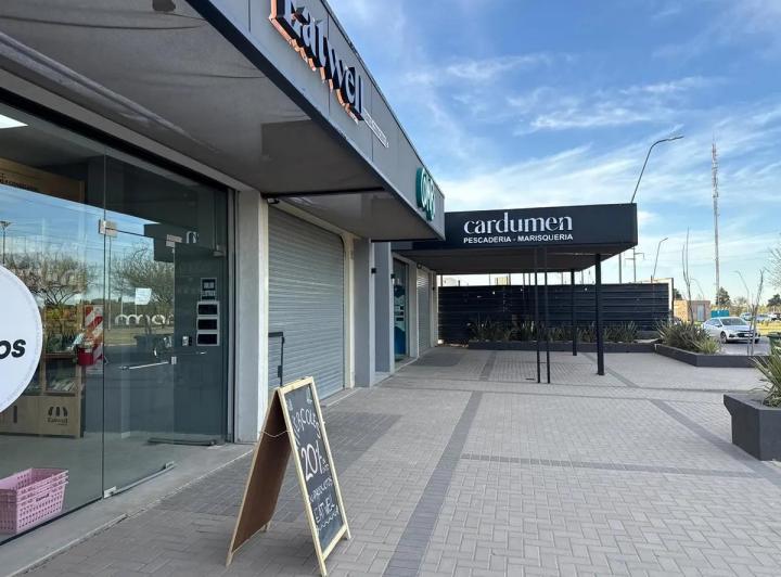 Local comercial · 75m² · 3 Ambientes · 1 Cochera