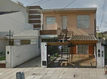 Terreno · 433m² · 6 Ambientes · PH en Venta - 4 Dorm. 2 Baños - Cochera - 296 m² - Morón