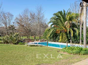 Casa · 345m² · 7 Ambientes · 2 Cocheras · Casa en Venta en Los Castores, Nordelta, Tigre