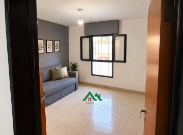 Departamento · 60m² · 4 Ambientes · Departamento en Venta de 2 Dorm. Frente en Barrio Alto Alberdi