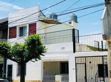 Edificio de 4 ambientes, San Miguel · Dueño Vende Inmueble con Rédito de Alquileres
