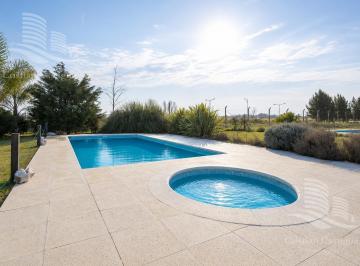 Casa · 160m² · 5 Ambientes · 4 Cocheras · Venta Casa 5 Ambientes San Sebastián