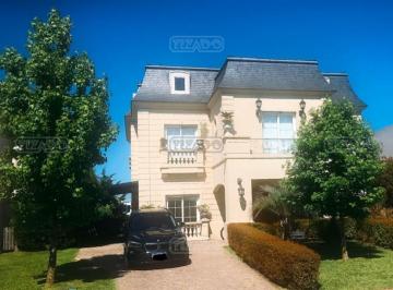 Casa · 330m² · 6 Ambientes · 2 Cocheras · Casa en Alq. Temporario en Los Lagos, Nordelta, Tigre