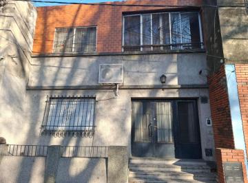 Casa de 1 ambiente, Rosario · Carriego 1016 (Barrio Azcuénaga) - Casa 5 Dorm. - Necesita Mejoras
