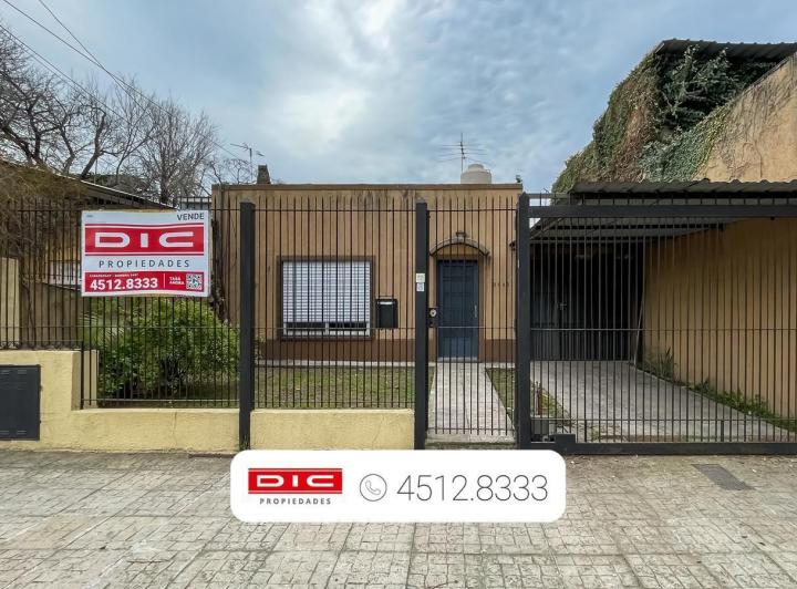 Casa · 130m² · 6 Ambientes · 1 Cochera