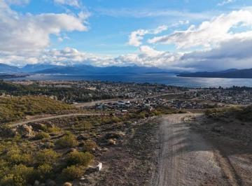 Terreno · 3074m² · Venta de Lote en Barrancas de Dina Huapi con Vista