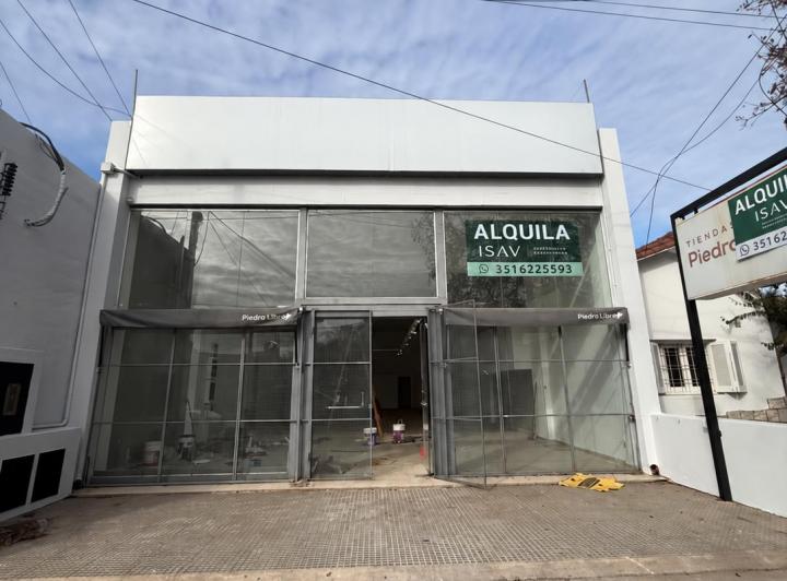 Local comercial · 260m² · 3 Ambientes · 3 Cocheras