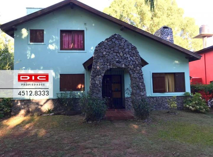Casa · 109m² · 4 Ambientes · 1 Cochera