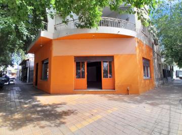 Local comercial · 101m² · Alquiler Salón Comercial Esquina 100 m² Capital