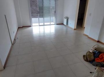 Departamento · 90m² · 3 Ambientes · Departamento en Alquiler - 2 Dorm. 2 Baños - Tigre