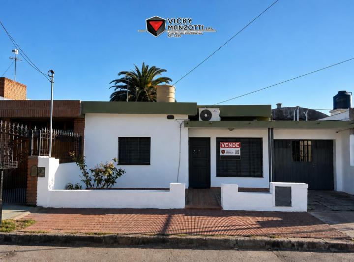 Casa · 110m² · 6 Ambientes · 1 Cochera
