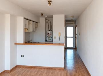 Departamento de 1 ambiente, Rosario · Monoambiente Frente a Plaza Lopez