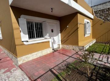 ZAP-ZAP-1852_2 · Casa 3 Amb. con Cochera en Alquiler en Ciudad Madero, La Matanza