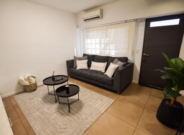Casa · 120m² · 7 Ambientes · 1 Cochera · Casa Barrio Parque 3 Dorm. Cochera y Quincho