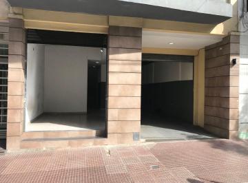 Local comercial , Boedo · Local Comercial a La Calle P. Baja y Subsuelo 243 m²