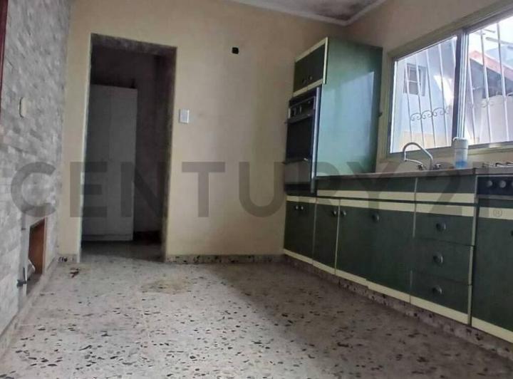 Casa · 106m² · 3 Ambientes · 1 Cochera