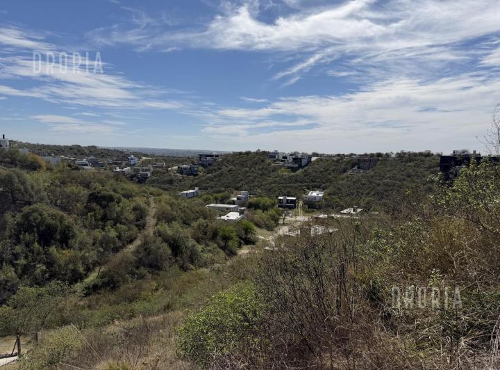 Terreno · 1203m²