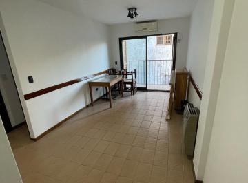 Departamento · 38m² · 2 Ambientes · Departamento en Martinez, 2 Ambientes Al Contrafrente con Balcón.