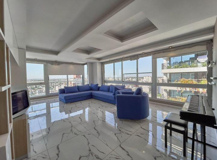 Departamento · 148m² · 4 Ambientes · 2 Cocheras