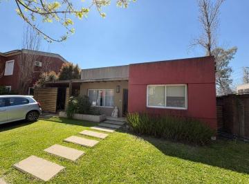 Casa · 130m² · 3 Ambientes · Casa Chalet en Venta en El Talar, Tigre, G. B. a. Zona Norte