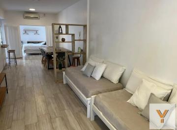 PH · 80m² · 2 Ambientes · PH en Alquiler Temporario - 1 Dormitorio 1 Baño - Paternal