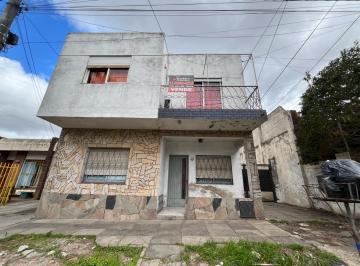 PH · 46m² · 3 Ambientes · PH en Venta - Moron