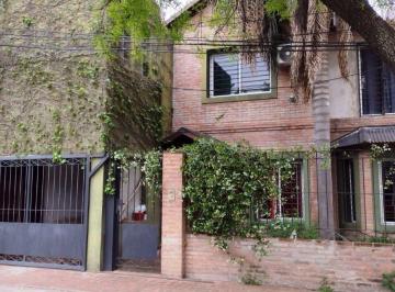 Casa de 5 ambientes, Granadero Baigorria · Casa de 3 Dorm. con Piscina en Baigorria
