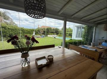 Casa · 188m² · 4 Ambientes · 2 Cocheras · Alquiler Temporal Talar del Lago 2